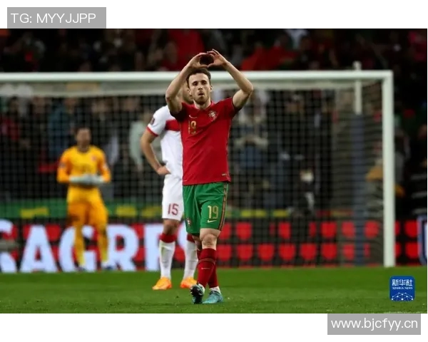 萨内顺利融入加拉塔萨雷计划12月全家迁往土耳其生活