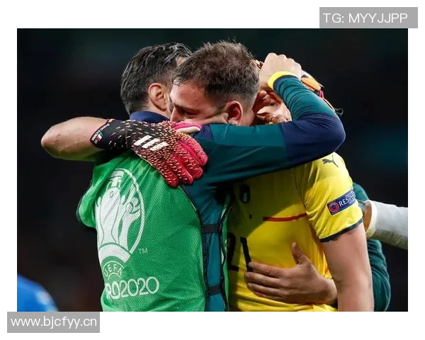 多纳鲁马勇猛出击铲断对手单刀展现门将风采