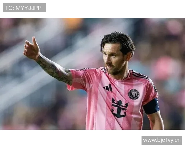 梅西感恩队友支持共同分享年度MVP与金靴奖荣耀